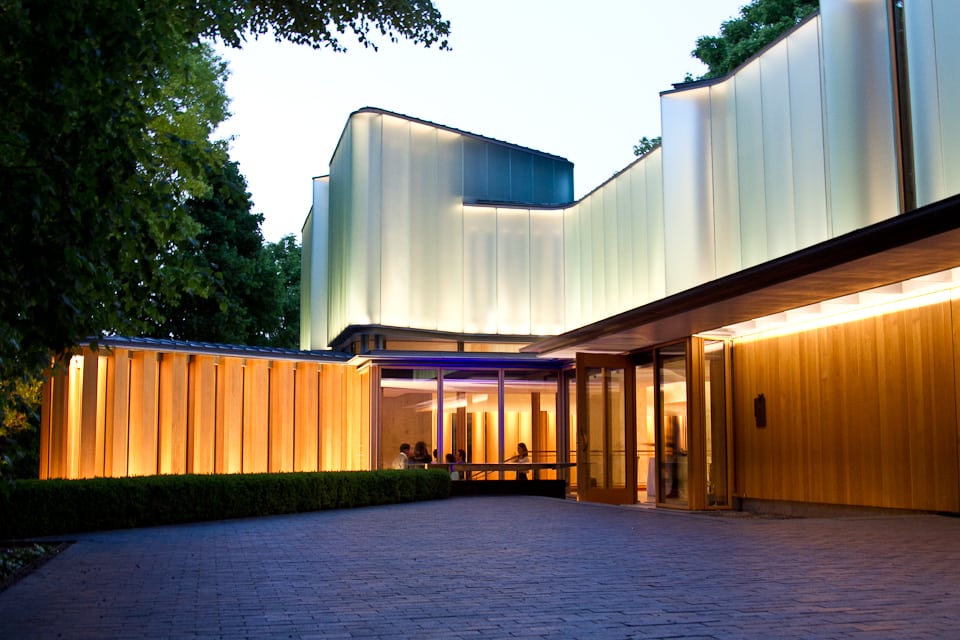 Modern Materiality Integral House Shim-Sutcliffe Architects - Materiality in Architecture