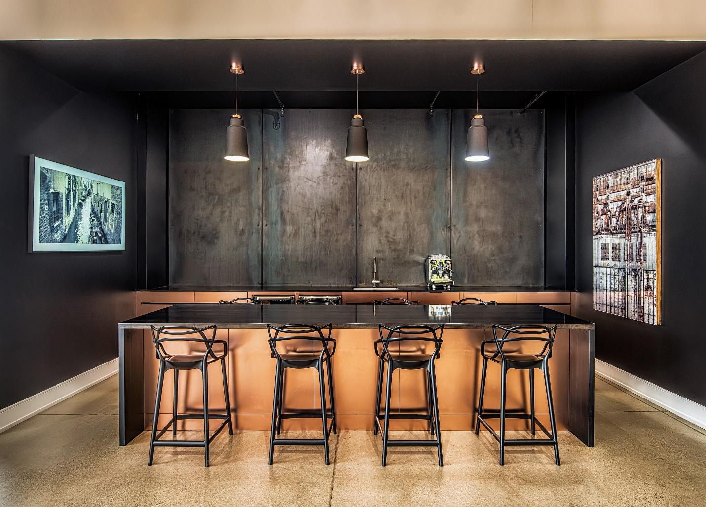 modern table, moder chairs